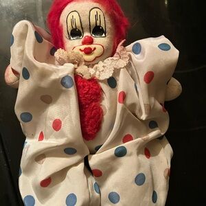 Vintage Q Tee Clown , Hand Painted FACE, Jester, Carnival, Circus, (Pre-owned)